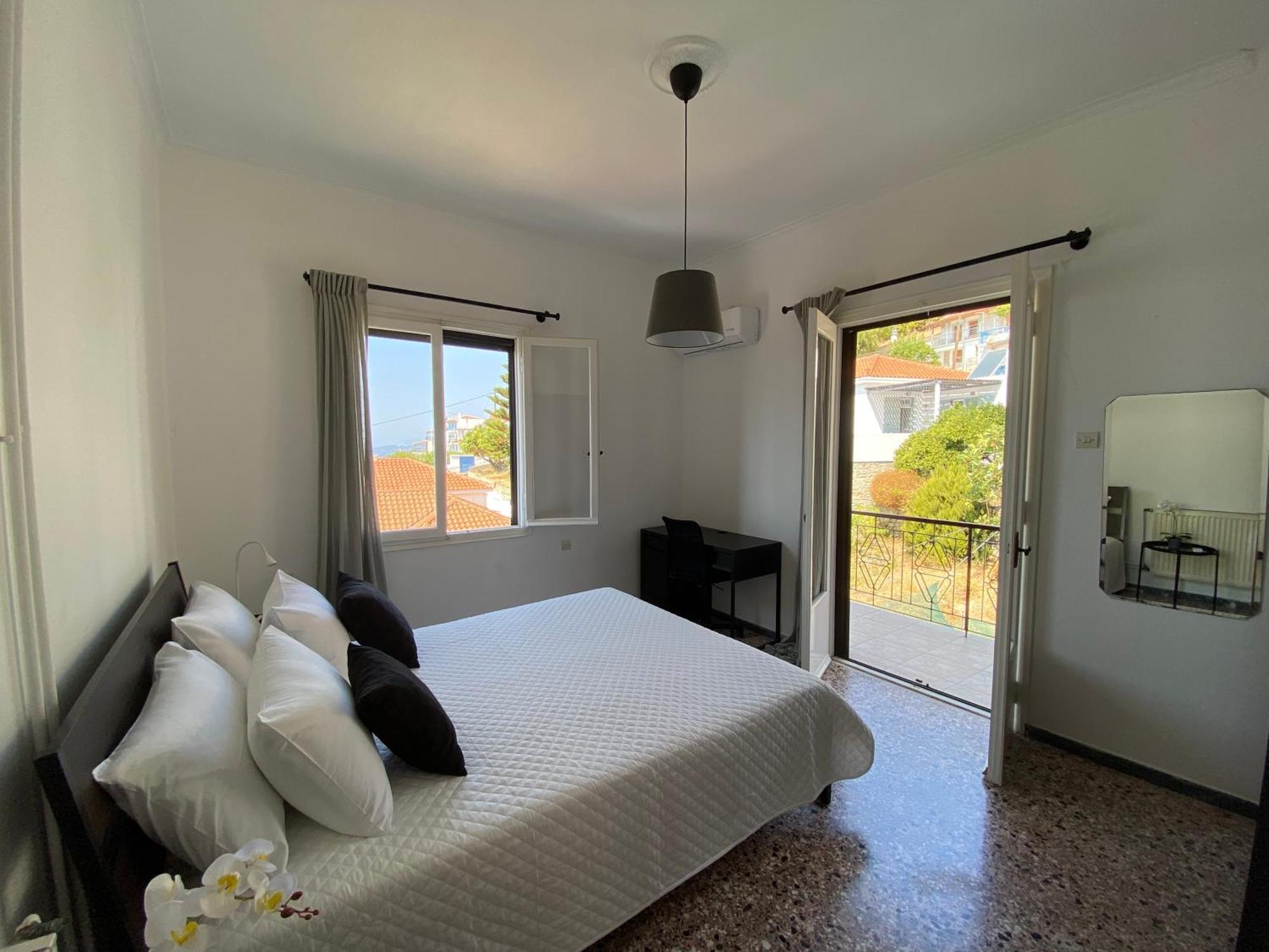 Villa Demie And George Ηouse Loutraki  Exterior foto