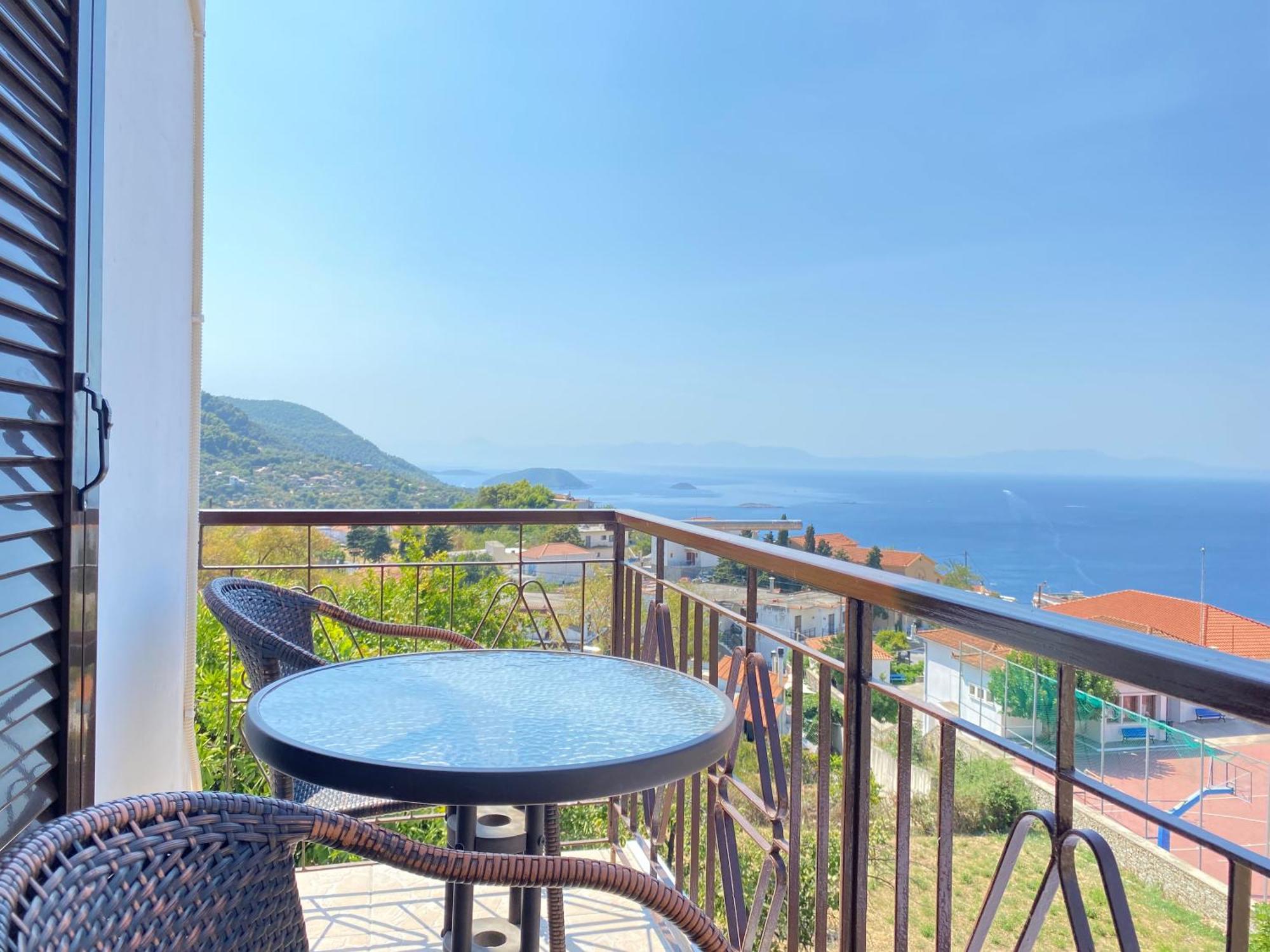 Villa Demie And George Ηouse Loutraki  Exterior foto