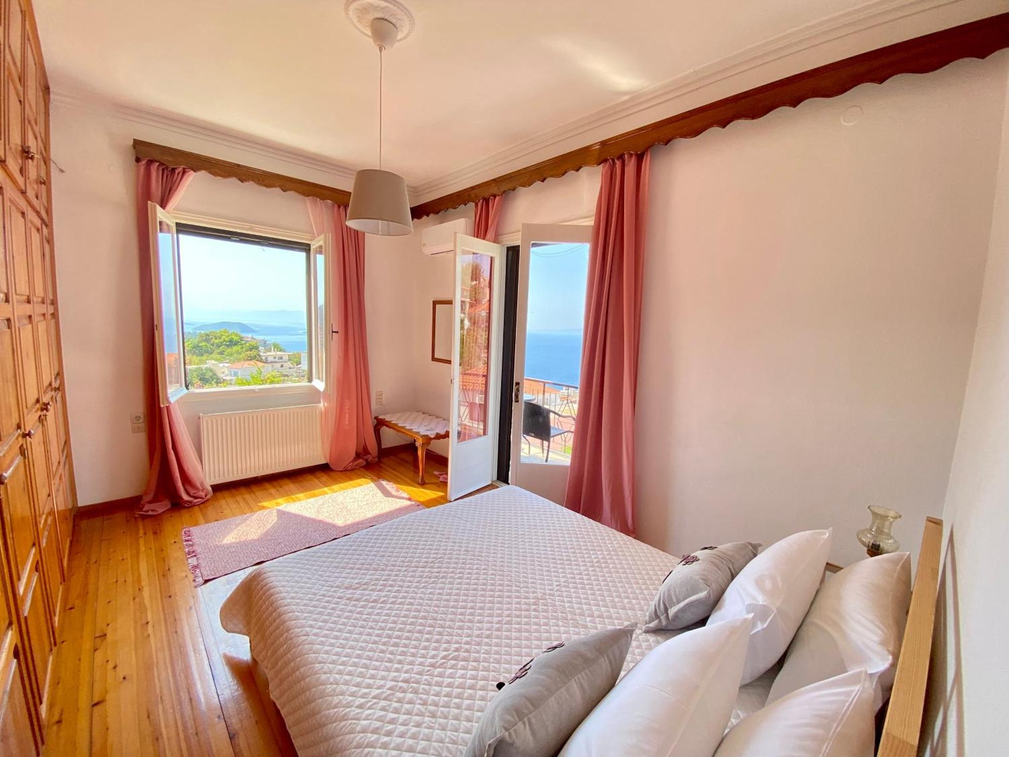Villa Demie And George Ηouse Loutraki  Exterior foto
